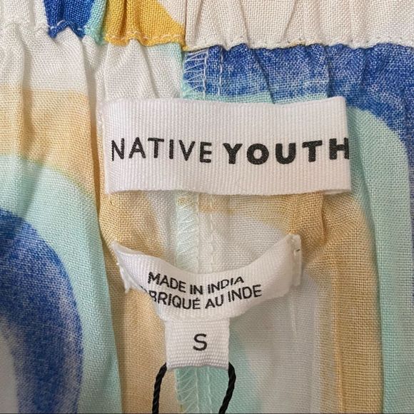 🆕 Native Youth: Wide Leg Short in Abstract Multi Wave Print - Picture 12 of 15